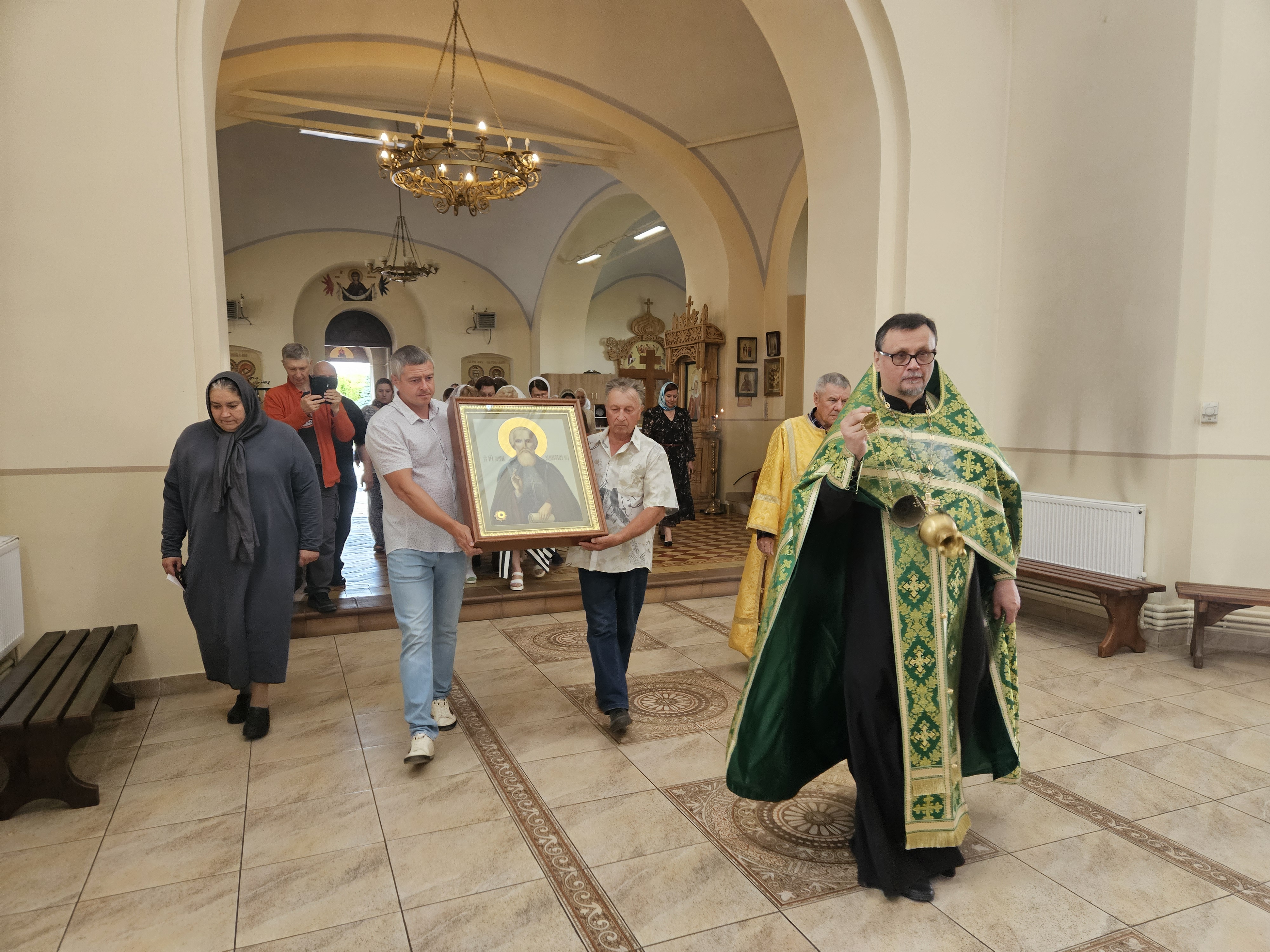 Внесение иконы прп. Сергия Радонежского в храм Рождества Христова. 20 июня 2026 года.